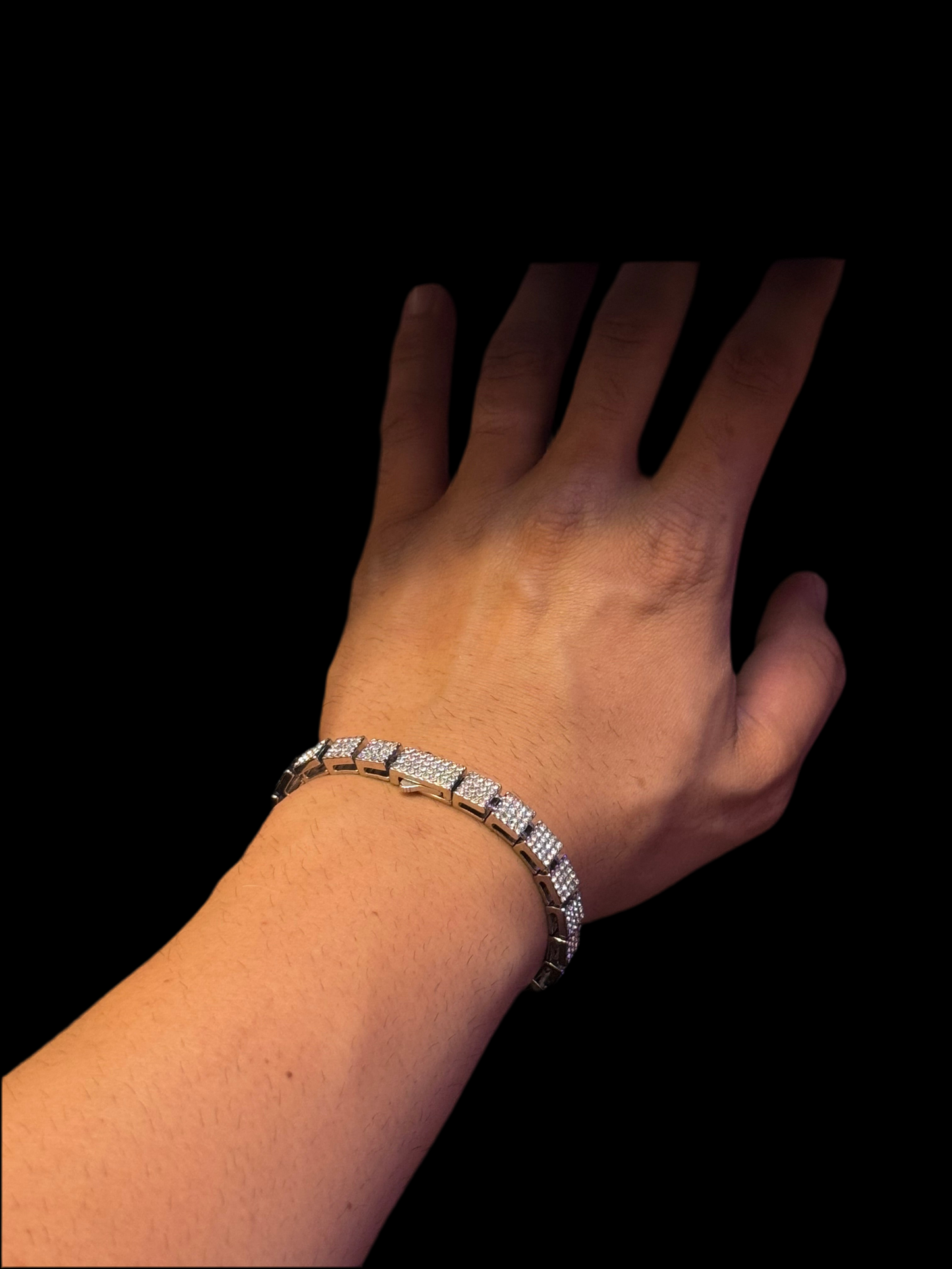 ARMBAND „ QUAD G“.
Modeschmuck