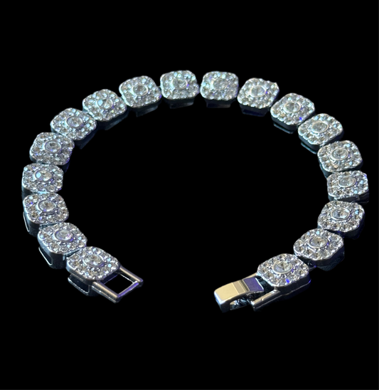 ARMBAND „CUBAN W“.                     Modeschmuck
