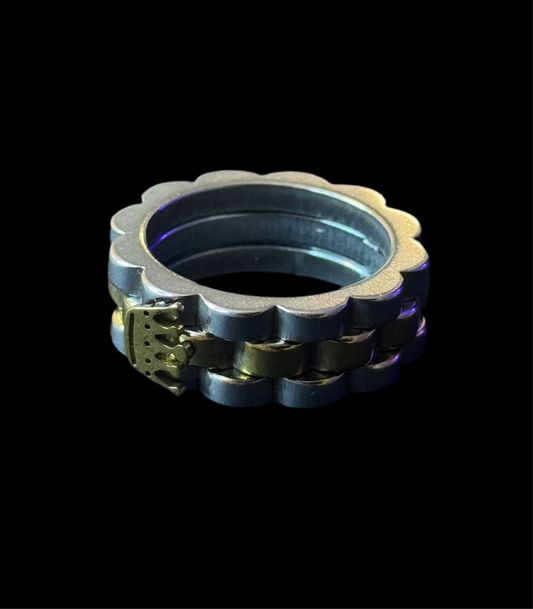 RING „THE CROWN“.                         Edelstahl