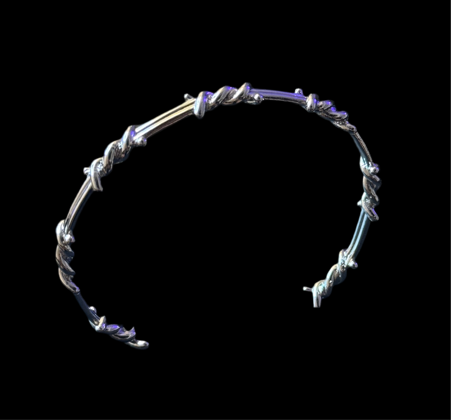 ARMBAND „STINGER“.  Modeschmuck