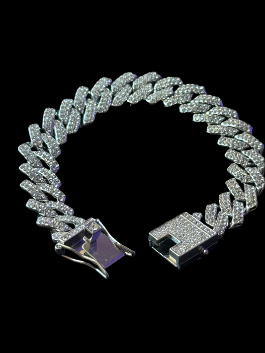 ARMBAND „CUBAN W“.                     Modeschmuck