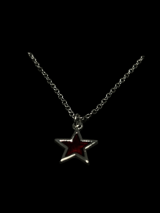 HALSKETTE „RED STAR“.                     Modeschmuck